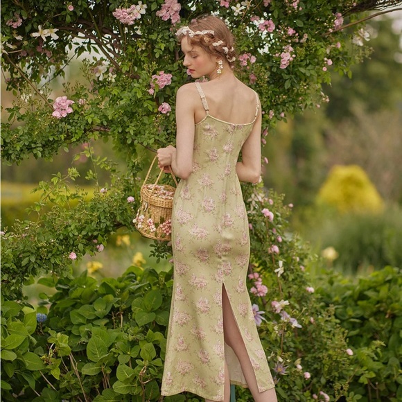 Papaya Ice cream Slip dress Lacemade - Picture 4 of 5